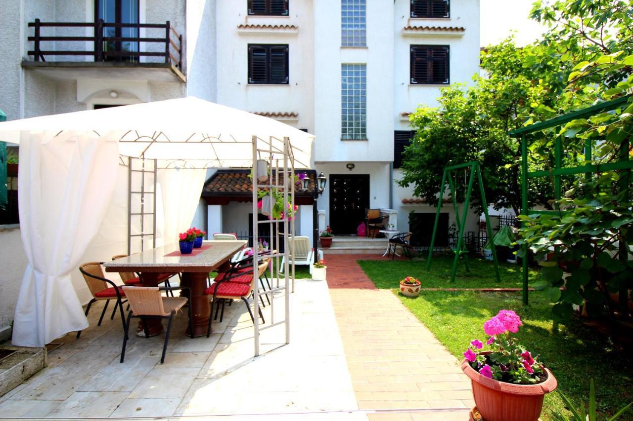 Apartments Vista Porec Exterior photo