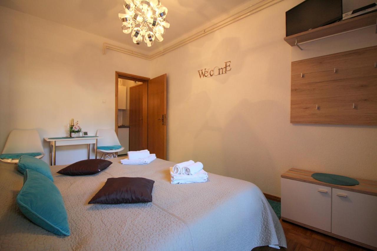 Apartments Vista Porec Exterior photo